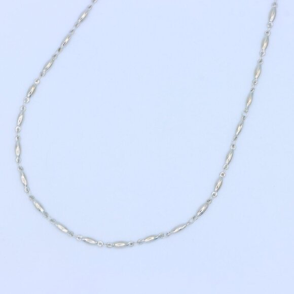 Delicate & Contemporary Necklace Chain, A Lovely Choice for Women, EVCH1819 - Picture 8 of 10